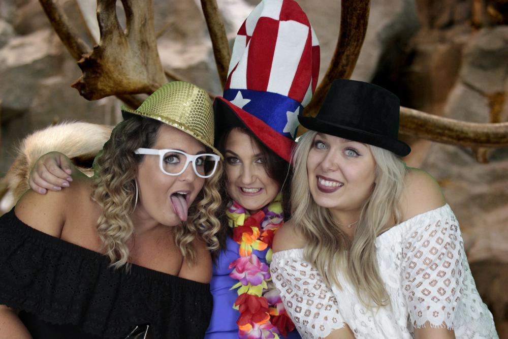 DHL South Regional Meeting | View more photos from the event at gallery.myphotoboothexperience.co.uk/u/MyPhotoBoothExperienceLtd/DHL-South-Regional-Meeting